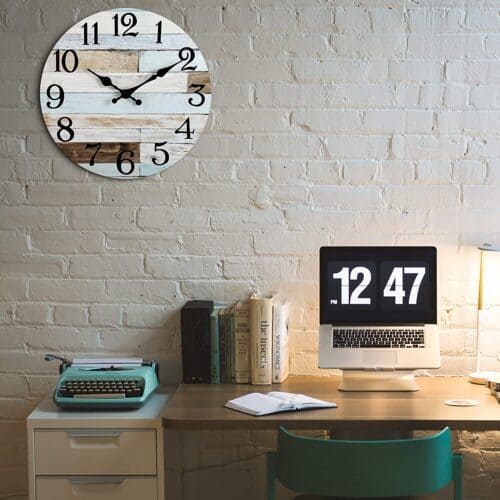 Wall clocks: how to add a functional and stylish decorative element to your interior