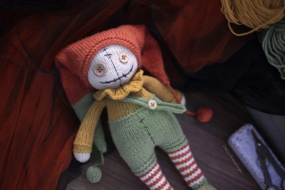 Halloween Clown Doll Knitting Pattern