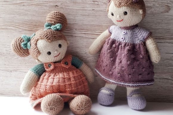 Lilly and May Dolls Knitting Pattern