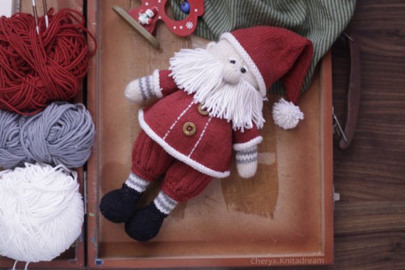 Santa Claus Knitting Pattern