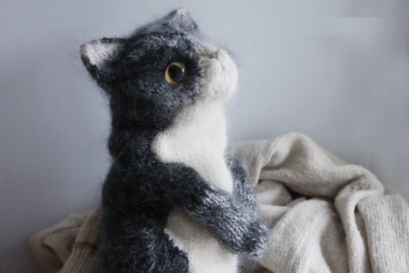Black Kitten Knitting Pattern